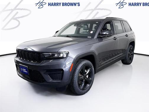Metallic 2022 Jeep Grand Cherokee Altitude