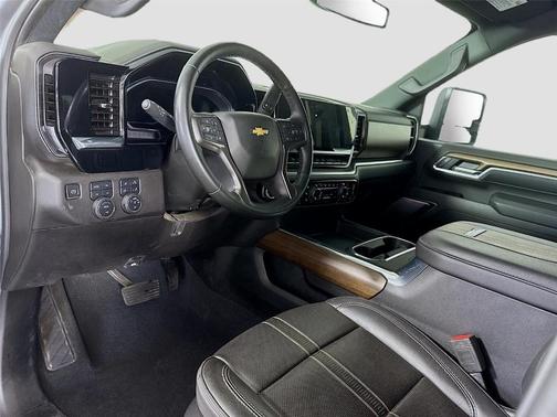 Sterling Gray Metallic 2025 Chevrolet Silverado 3500 High Country