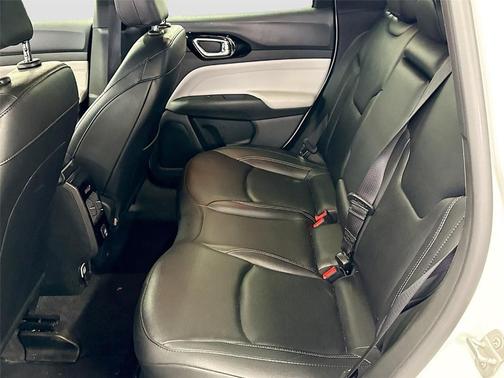 Bright White Clearcoat 2025 Jeep Compass Limited