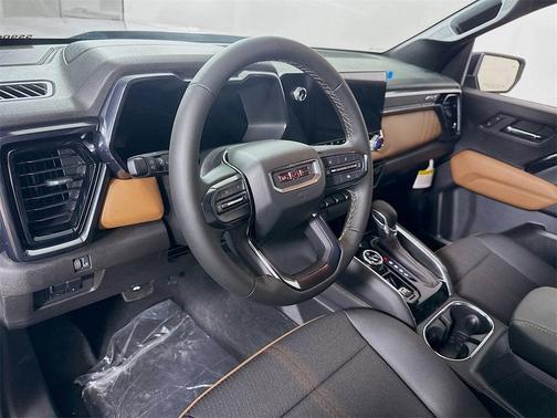 2025 GMC Canyon AT4