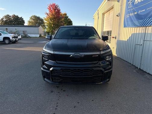 2024 Chevrolet Silverado EV RST