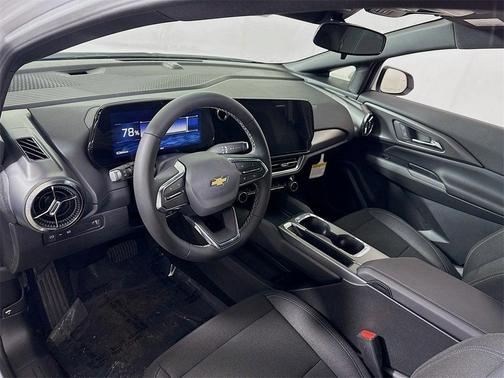 2026 Chevrolet Equinox EV LT 1