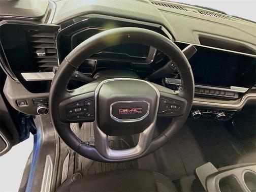 2024 GMC Sierra 2500 SLE