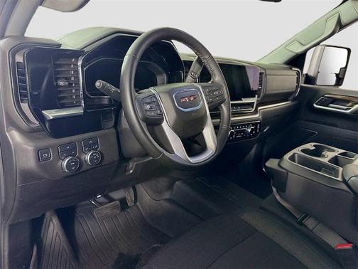 2024 GMC Sierra 2500 SLE