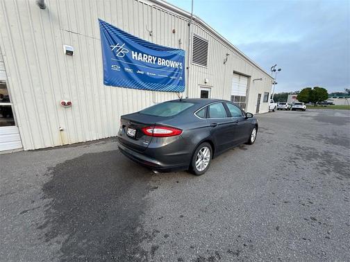 2015 Ford Fusion SE