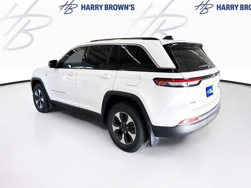 White 2022 Jeep Grand Cherokee 4xe Base