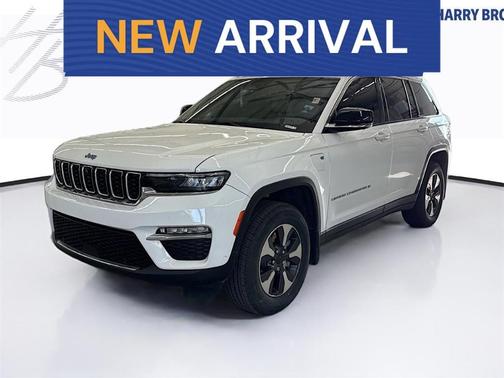 White 2022 Jeep Grand Cherokee 4xe Base