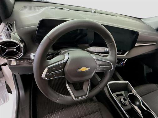 Summit White 2026 Chevrolet Equinox LT