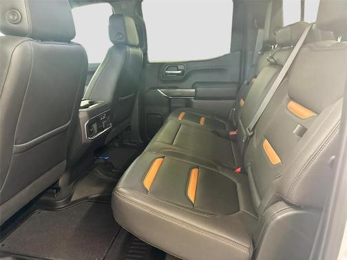 Summit White 2021 GMC Sierra 1500 AT4