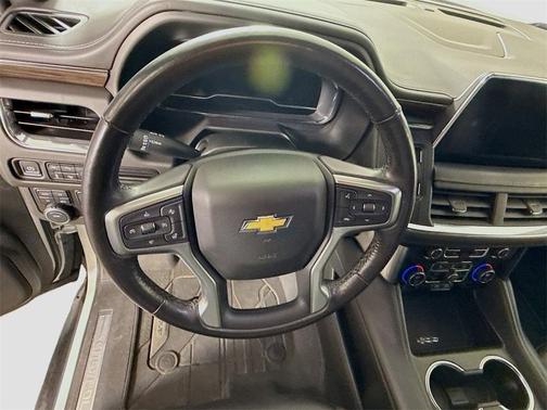 2022 Chevrolet Suburban LT