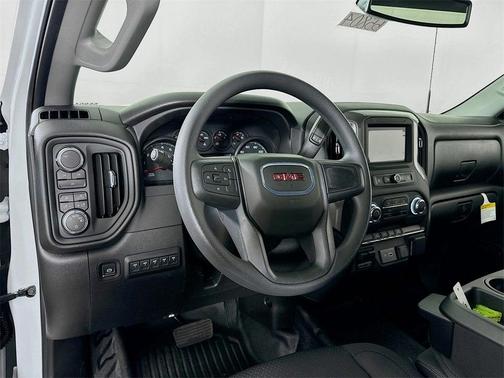 2025 GMC Sierra 2500 Pro