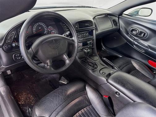 2004 Chevrolet Corvette Base