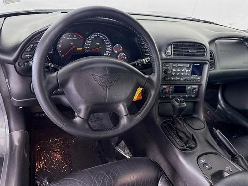 2004 Chevrolet Corvette Base