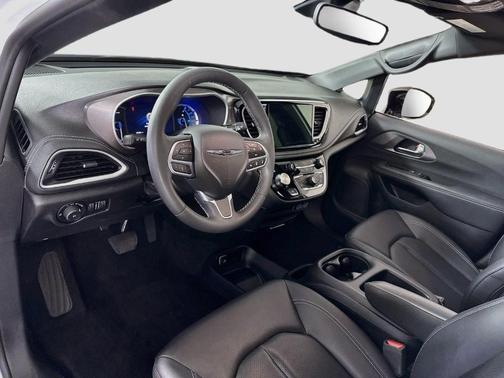 Bright White Clearcoat 2025 Chrysler Pacifica Hybrid Select
