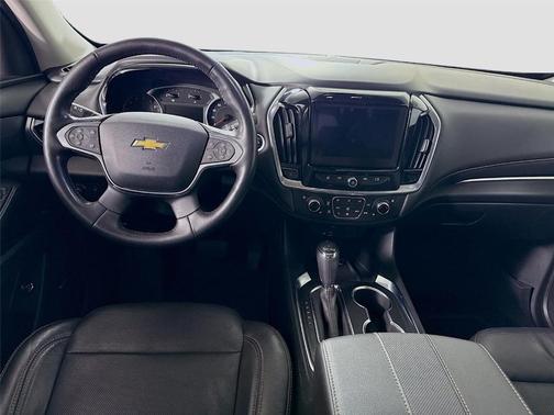 Mosaic Black Metallic 2020 Chevrolet Traverse Premier