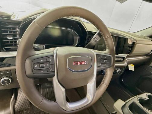 Onyx Black 2026 GMC Sierra 1500 SLT