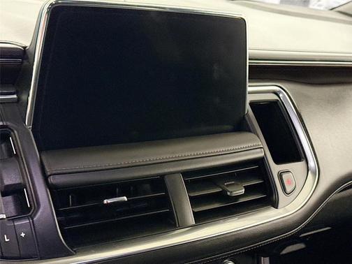 Summit White 2024 GMC Yukon SLE