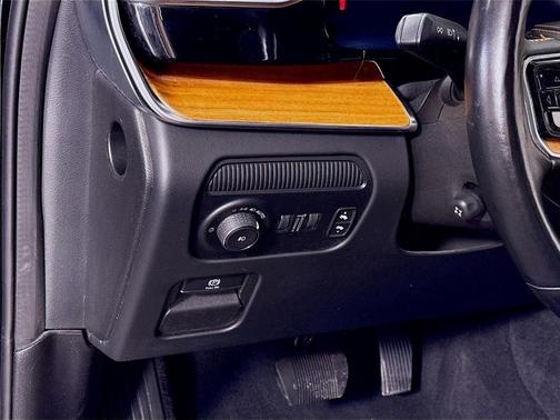Black 2022 Jeep Grand Wagoneer Series III