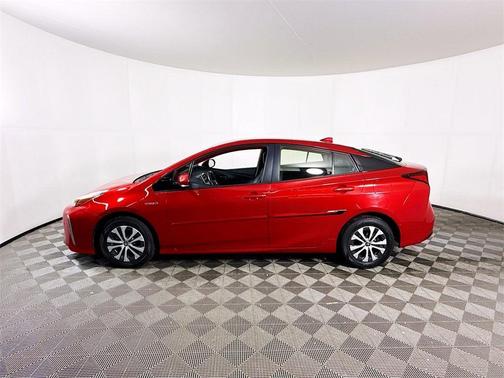 2019 Toyota Prius LE