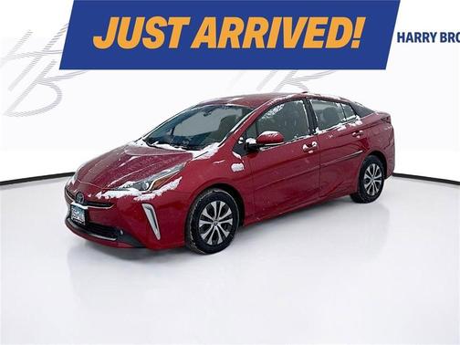2019 Toyota Prius LE