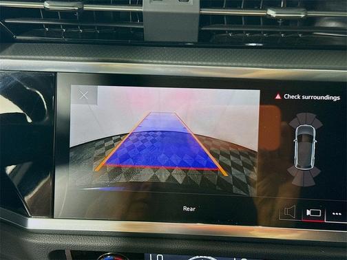 2024 Audi Q3 45 S line Premium