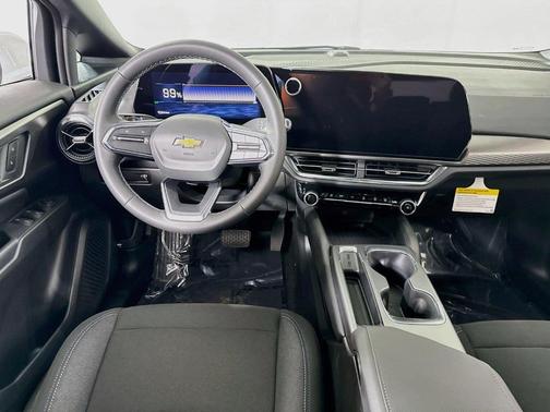 Summit White 2026 Chevrolet Equinox EV LT 1