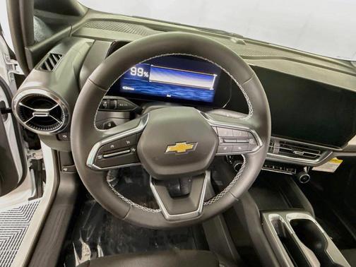 Summit White 2026 Chevrolet Equinox EV LT 1