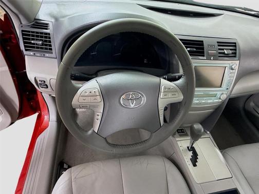 2009 Toyota Camry Hybrid Base (E-CVT)