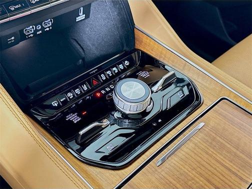 2023 Jeep Grand Wagoneer L Series III