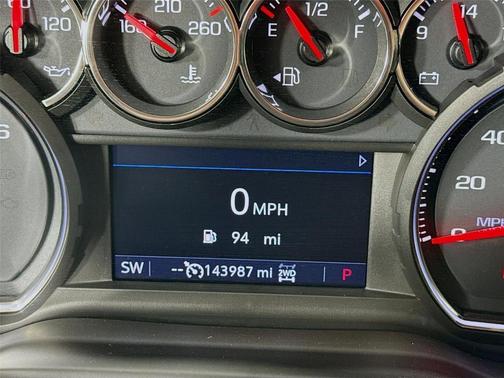 Summit White 2019 Chevrolet Silverado 1500 LT
