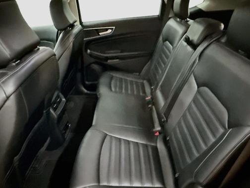 Burgundy Velvet Metallic Tinted Clearcoat 2024 Ford Edge SEL