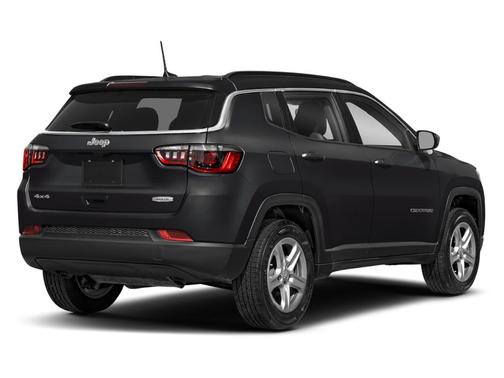 Billet Silver Metallic Clearcoat 2023 Jeep Compass Latitude Lux