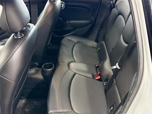 2016 MINI Hardtop Cooper