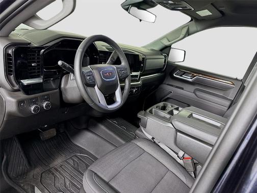 2025 GMC Sierra 1500 SLE