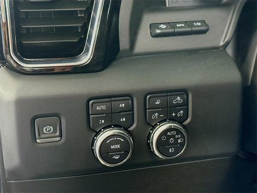 2024 GMC Sierra 3500 Denali