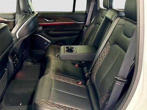 2022 Jeep Grand Cherokee 4xe Summit