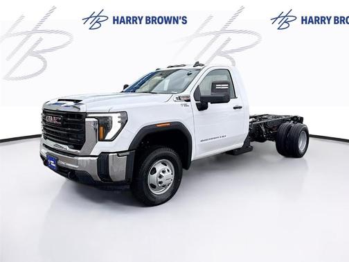 Summit White 2026 GMC Sierra 3500 Pro