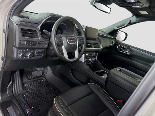 Beige Pearl Metallic 2024 GMC Yukon XL SLT