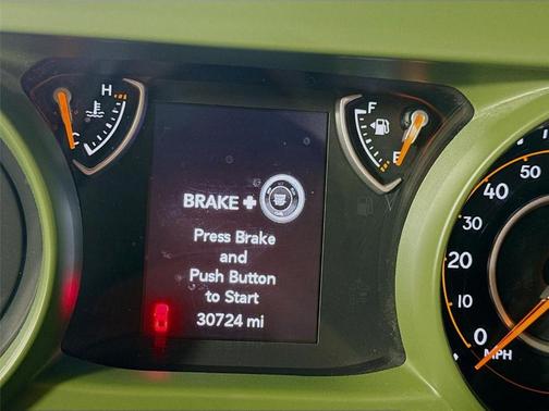 2022 Jeep Gladiator Sport