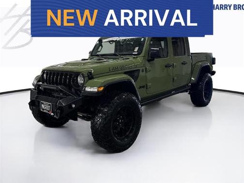 2022 Jeep Gladiator Sport