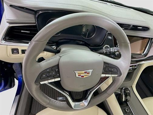 2024 Cadillac XT6 Premium Luxury AWD