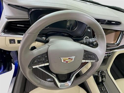 2024 Cadillac XT6 Premium Luxury AWD