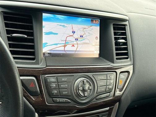 2015 Nissan Pathfinder SL