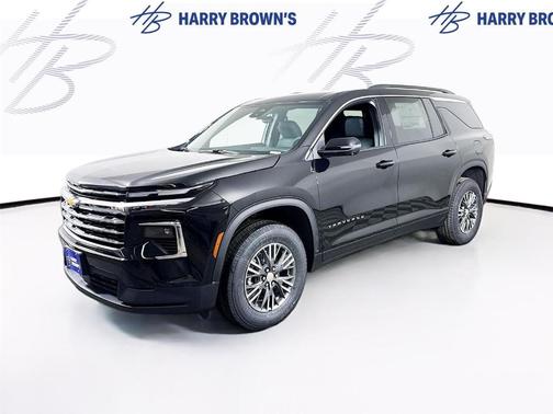 Mosaic Black Metallic 2026 Chevrolet Traverse LT