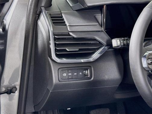 Sterling 2027 GMC Acadia ELEVATION