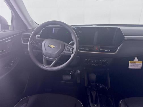 Summit White 2026 Chevrolet Trailblazer LS