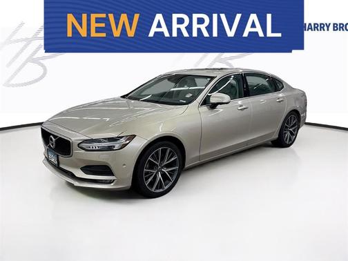 2018 Volvo S90 T5 Momentum