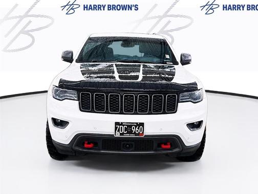 White 2017 Jeep Grand Cherokee Trailhawk