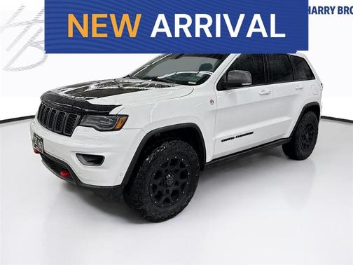 White 2017 Jeep Grand Cherokee Trailhawk