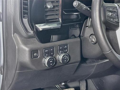 Sterling 2023 GMC Sierra 1500 SLT